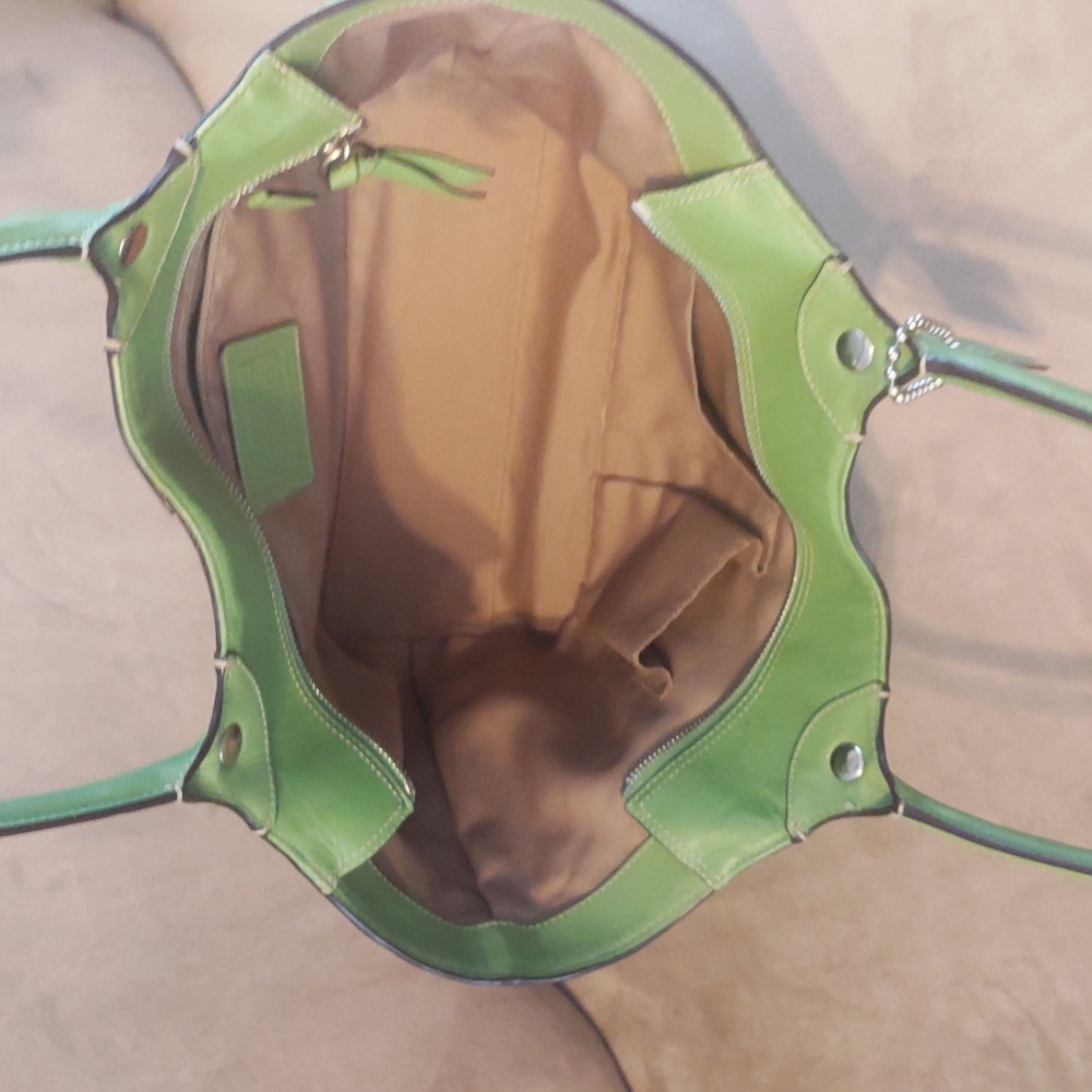 COACH Apple Green Legacy Bleecker Leather Tote Bag F14383 - Picture 9 of 16